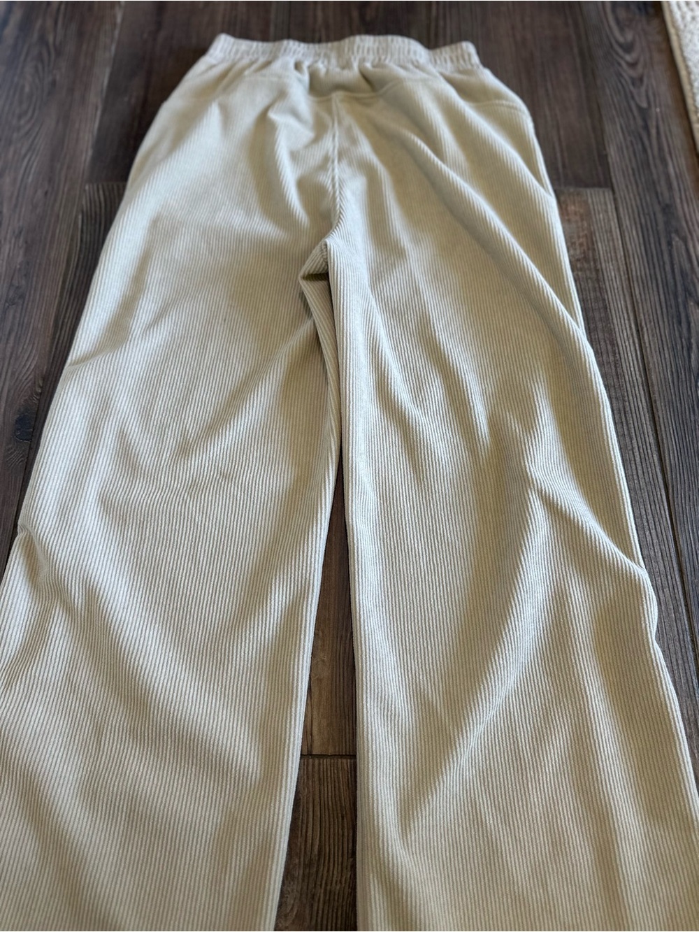 HALARA Wide-Leg Ribbed Corduroy Pants in Cream Beige - Picture 4 of 15